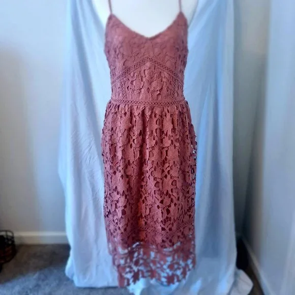 chinese dress ladies VERO MODA Women's Vmsoney Lace Singlet Calf Dress WVN Dress, Sweet/detail:  pink Yarrow lines, X-Small : Amazon.de: Fashion